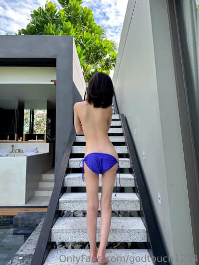 【2023-11-19】For into temptatio with my lingerie..❤️.m4v